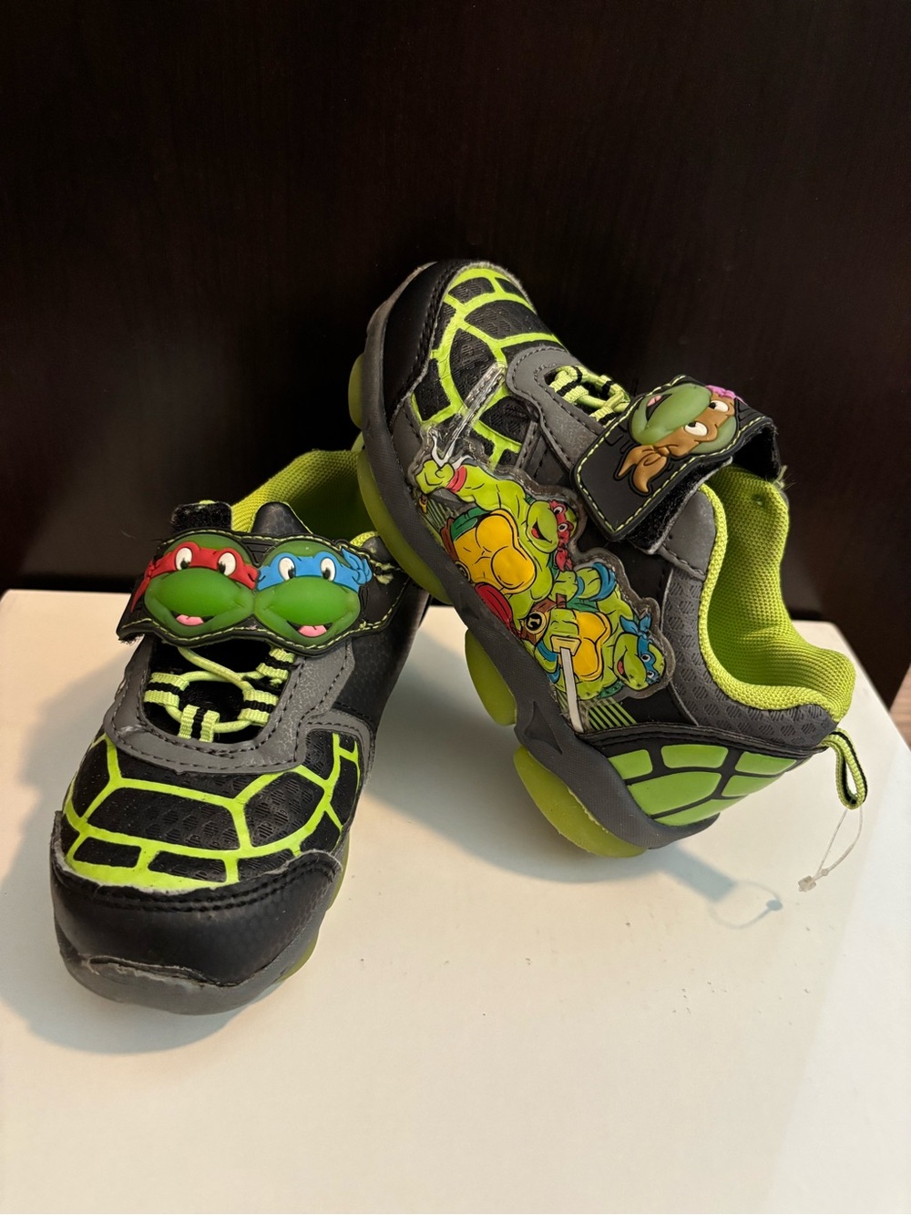 Kids Teenage Mutant Ninja Turtles Sneakers in Black & Neon Green